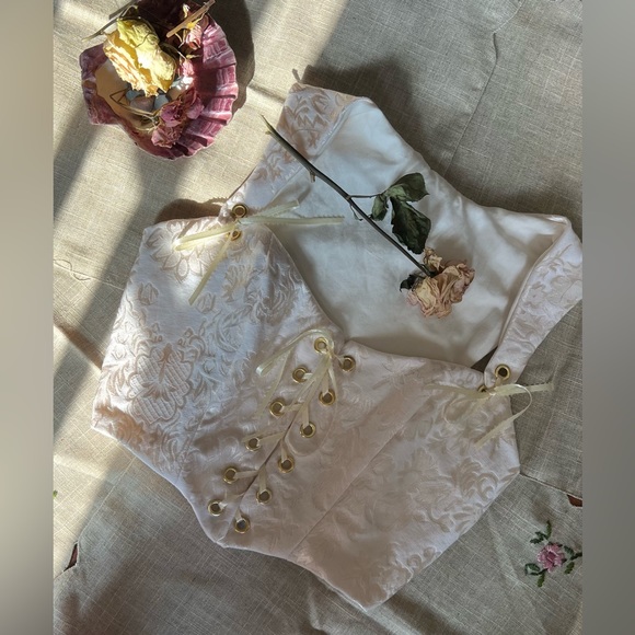 Handmade corset! - Picture 4 of 9